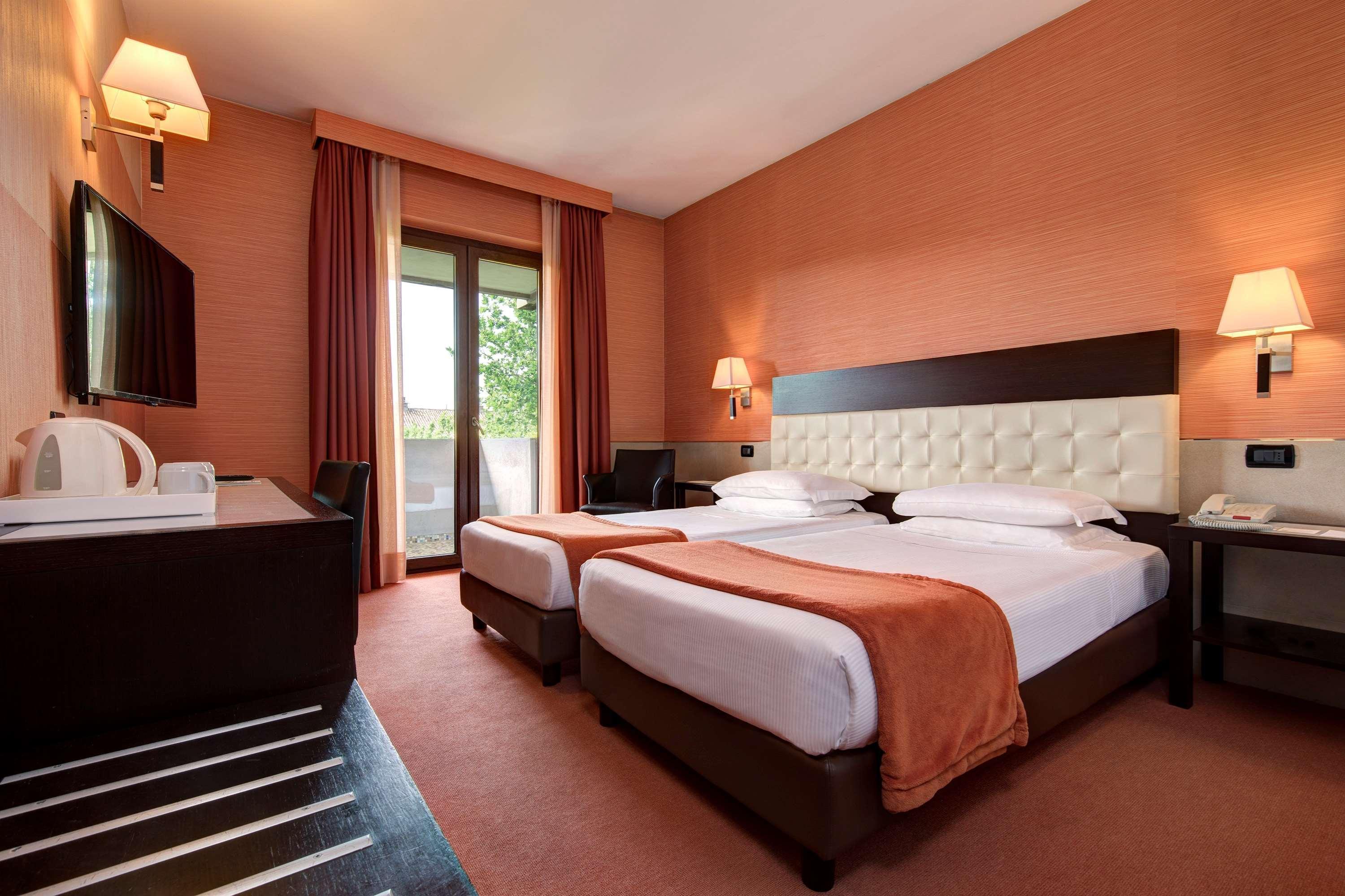 Best Western Gorizia Palace Exterior photo