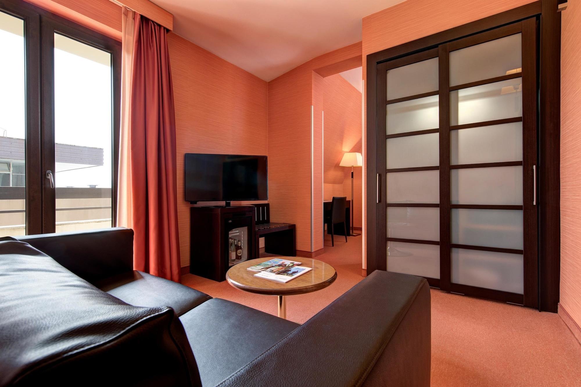 Best Western Gorizia Palace Exterior photo