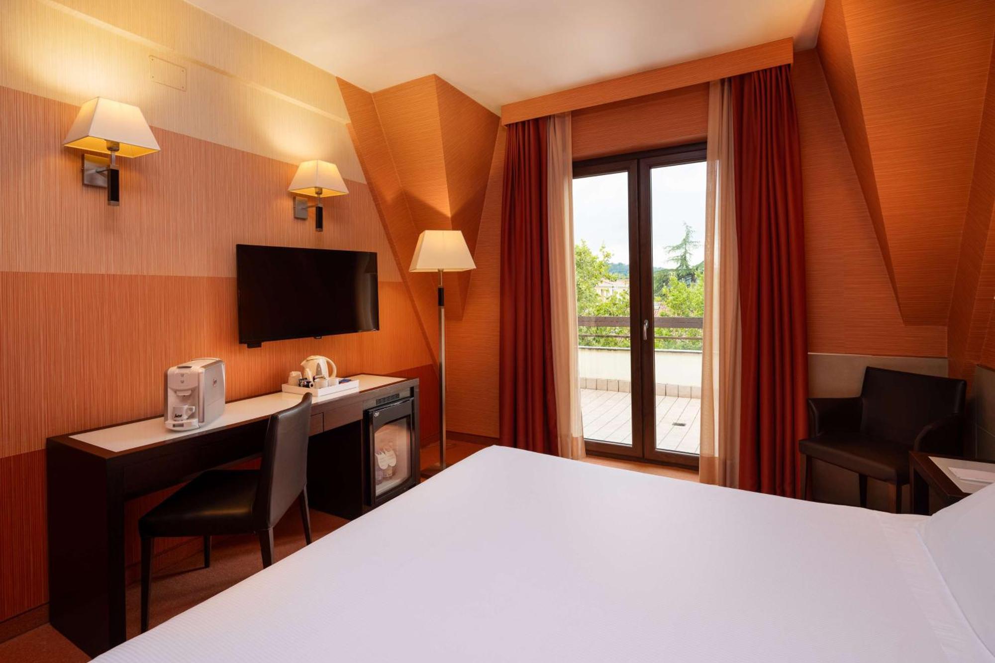 Best Western Gorizia Palace Exterior photo