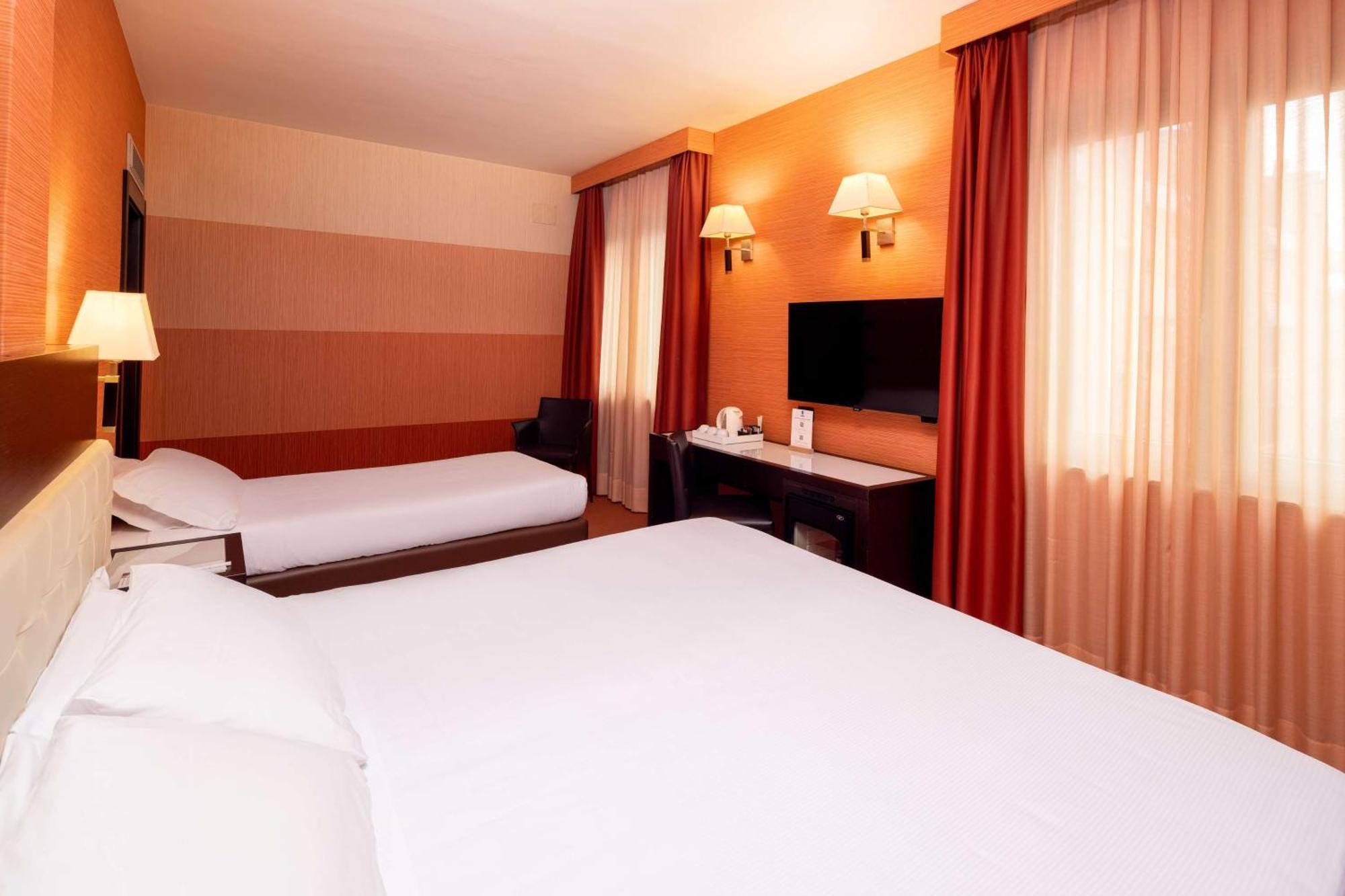 Best Western Gorizia Palace Exterior photo