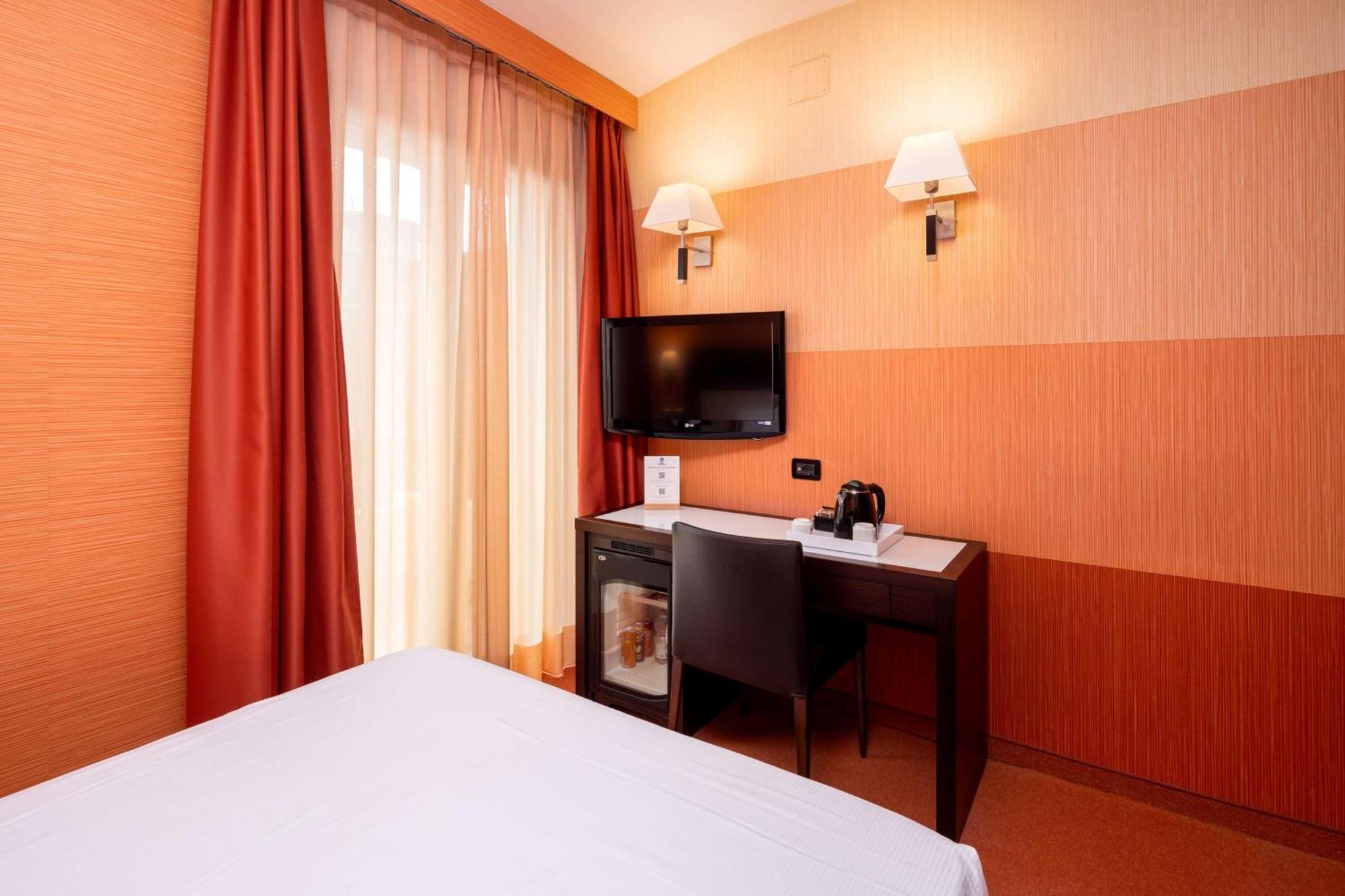Best Western Gorizia Palace Exterior photo